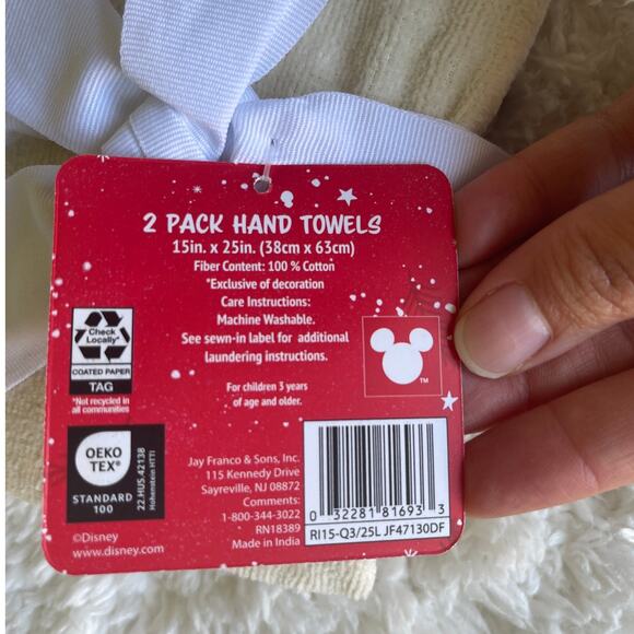 Disney Mickey & Minnie Holiday Hand Towels 2 Pack 15"x25" Embroidered Cotton NEW - Picture 4 of 9